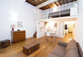 Charming Santa Croce Loft